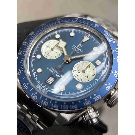 TUDOR  41mm DT0053