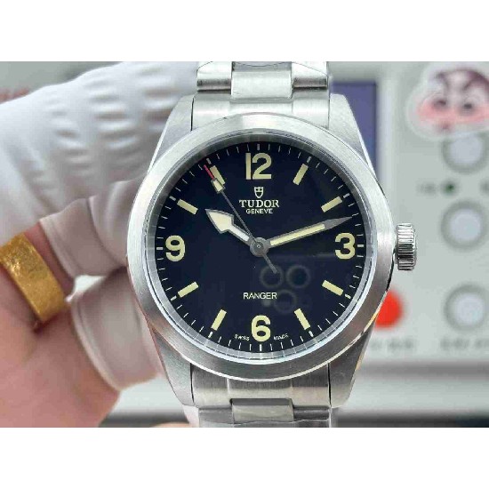 TUDOR  39mm DT0056