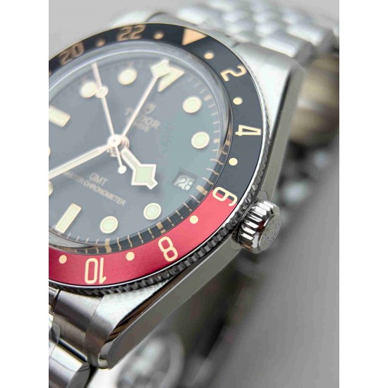 TUDOR  39mm DT0060