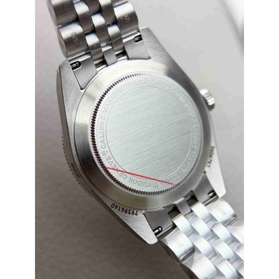 TUDOR  39mm DT0060