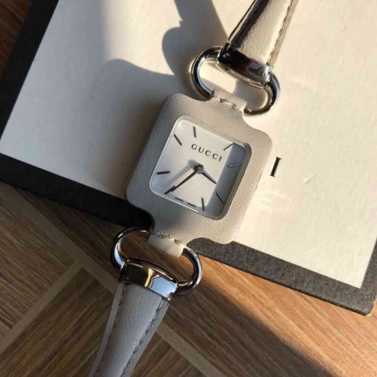 Gucci Watch GUW0026