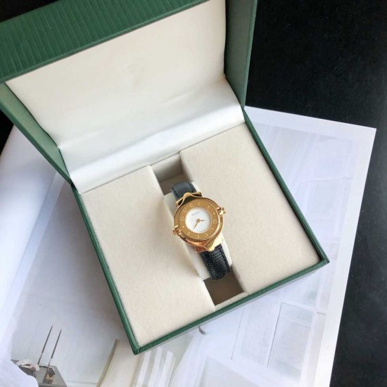 Gucci Watch GUW0040