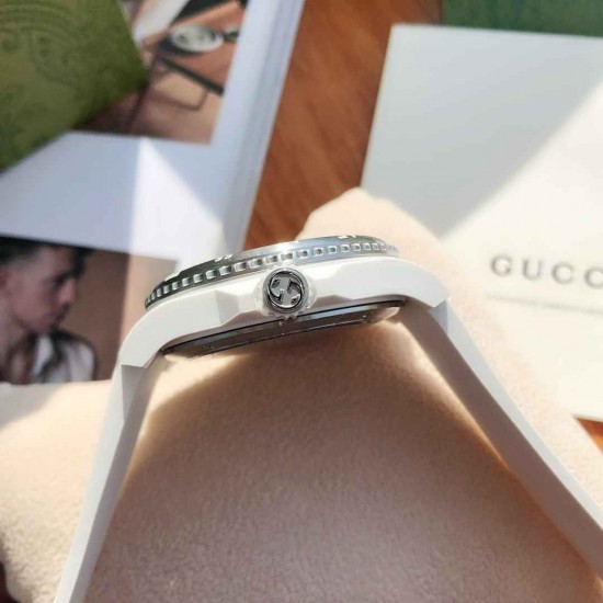 Gucci Watch GUW0082