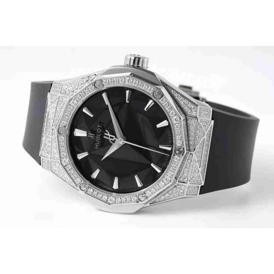 HUBLOT  NEW MODEL HO0242