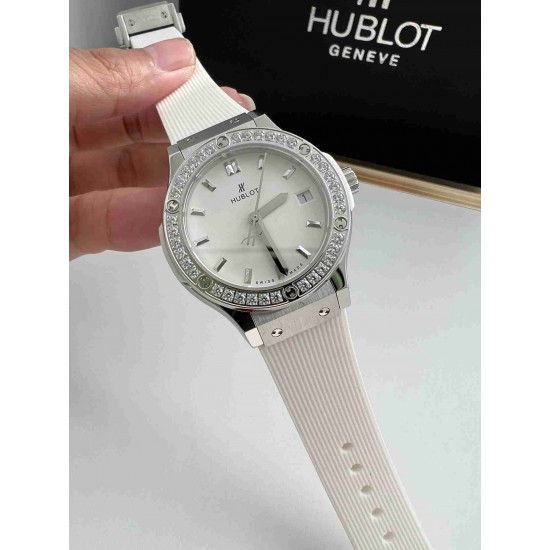 HUBLOT   CLASSIC FUSION(Lady 33mm)HO0253