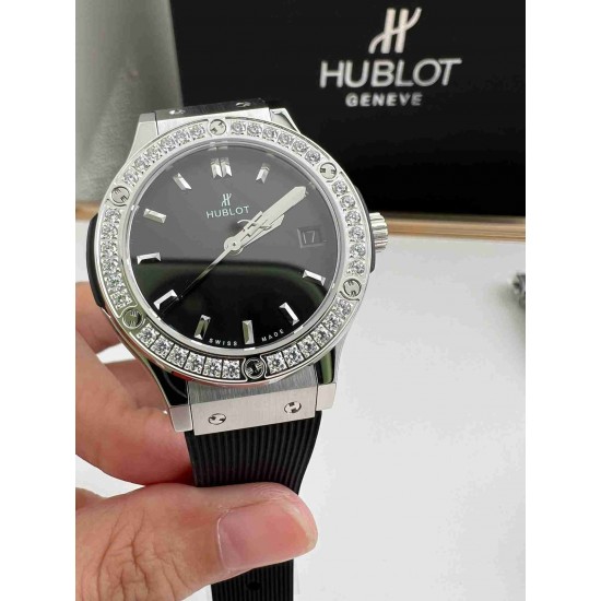 HUBLOT   CLASSIC FUSION(Lady 33mm)HO0255