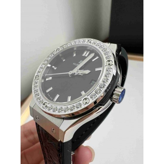 HUBLOT   CLASSIC FUSION(Lady 33mm)HO0257