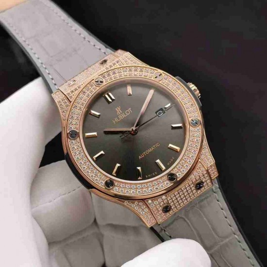 HUBLOT   CLASSIC FUSION 45mm HO0283