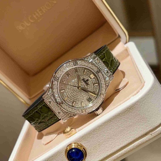 HUBLOT   CLASSIC FUSION 33mm HO0334