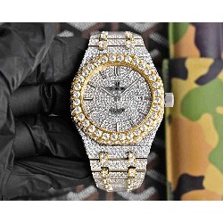 AUDEMARS PIGUET Royal-Oak (Moissanite)