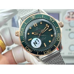 OMEGA    SEAMASTER 007 OM0383