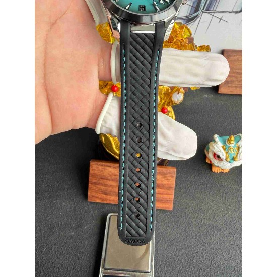 OMEGA    SEAMASTER  OM0385 (ceramic bezel)