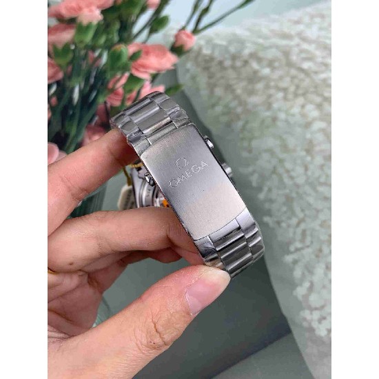 OMEGA    SEAMASTER  OM0386 (ceramic bezel)