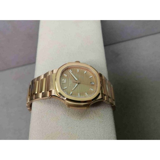 PATEK PHILIPPE Nautilus Lady PP0111