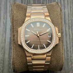 PATEK  PHILIPPE Nautilus Lady 35mm PP0303