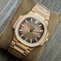 PATEK  PHILIPPE Nautilus Lady 35mm PP0303