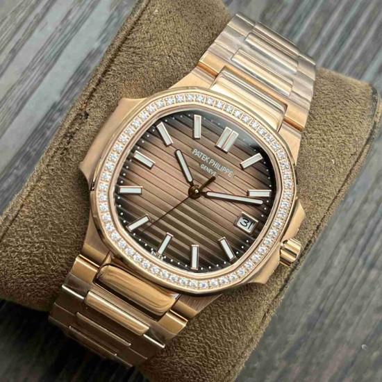 PATEK PHILIPPE Nautilus Lady 35mm PP0303 PATEK PHILIPPE Nautilus Lady 35mm PP0303
