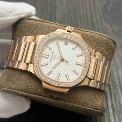 PATEK  PHILIPPE Nautilus Lady 35mm PP0304