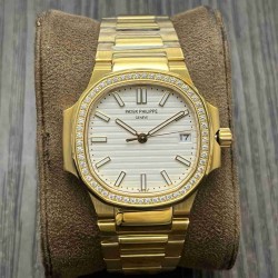 PATEK  PHILIPPE Nautilus Lady 35mm PP0305