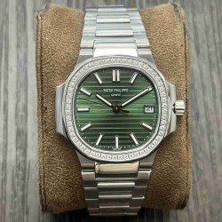 PATEK  PHILIPPE Nautilus Lady 35mm PP0307