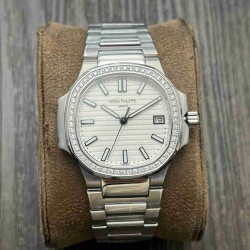 PATEK  PHILIPPE Nautilus Lady 35mm PP0310