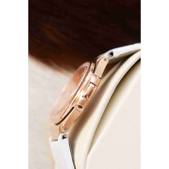 PATEK PHILIPPE Nautilus Lady PP0341