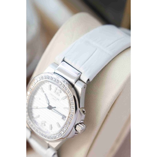 PATEK PHILIPPE Nautilus Lady PP0343