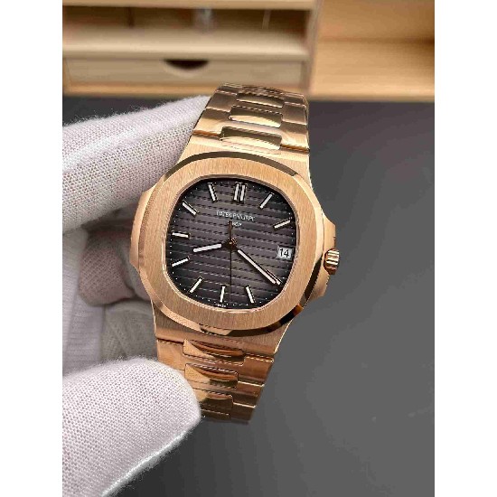 PATEK     PHILIPPE  Nautilus PP0350
