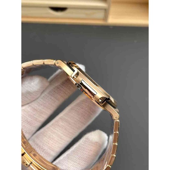 PATEK     PHILIPPE  Nautilus PP0351