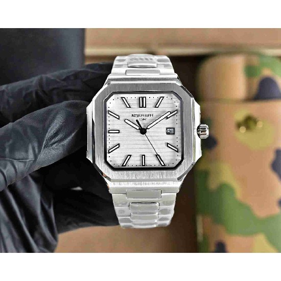 PATEK     PHILIPPE  Nautilus PP0362