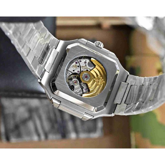 PATEK     PHILIPPE  Nautilus PP0362