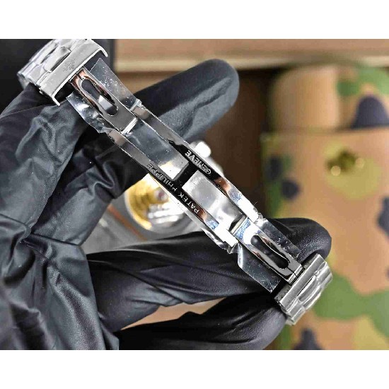 PATEK     PHILIPPE  Nautilus PP0362