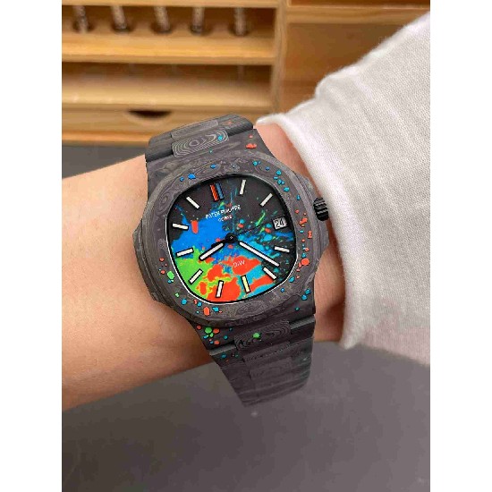 PATEK     PHILIPPE  Nautilus PP0386 （carbon fiber）