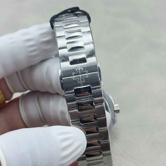 PATEK     PHILIPPE  Nautilus PP0387 (38MM 50th anniversary）