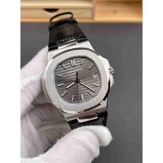PATEK     PHILIPPE  Nautilus PP0397