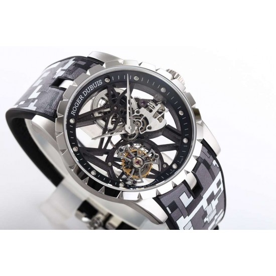 ROGER DUBUIS   NEW MOBEL RD0018