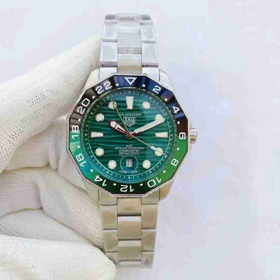 TAG  Heuer 40MM TAG0047