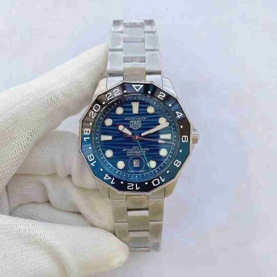 TAG  Heuer 40MM TAG0049