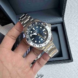 TAG  Heuer 43MM TAG0051
