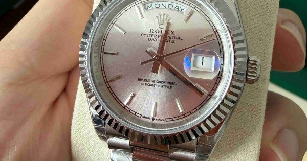 Rolex Gold Color Code ROLEX
