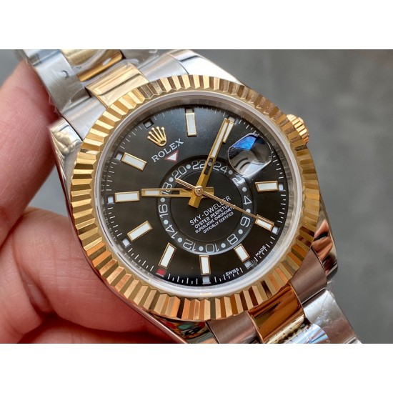 ROLEX A Sky-Dweller RO0204