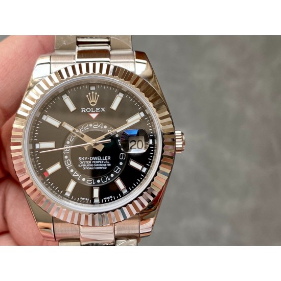 ROLEX A Sky-Dweller RO0206