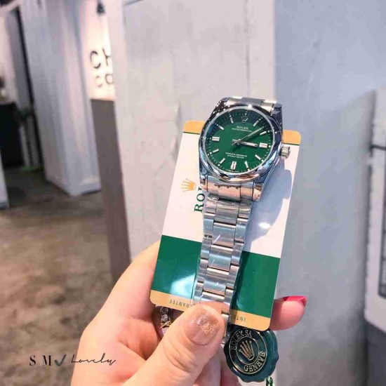 ROLEX B New Oyster Perpetual  40MM RO0300