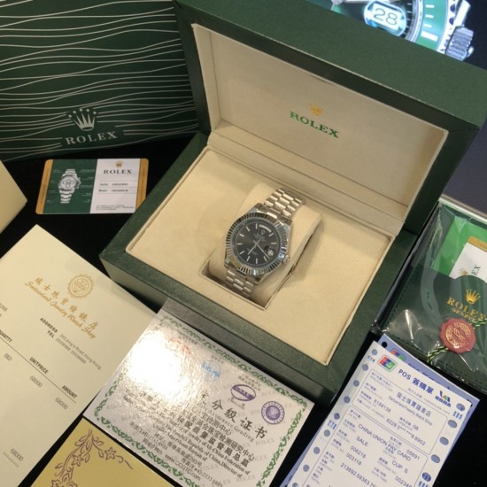 ROLEX  Day Date 41 RO0372