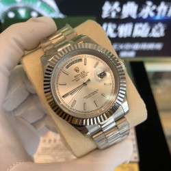 ROLEX  Day Date 41 RO0373