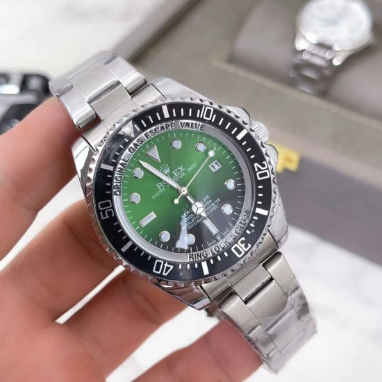 ROLEX B Sea-Dweller 44MM RO0393