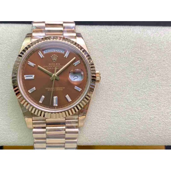 ROLEX  Day Date 40 RO0821