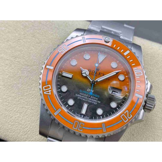 ROLEX  New Submariner 40MM RO1339