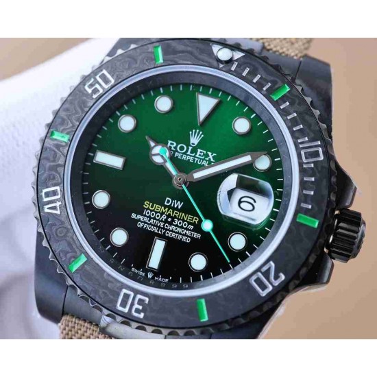 ROLEX  New Submariner 40MM RO1385