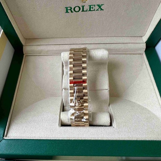 ROLEX      Day Date 40 RO1547